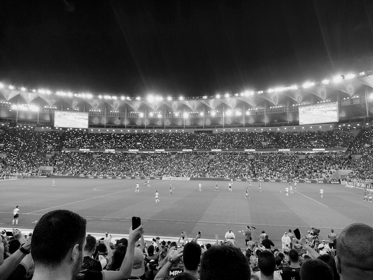 Jogo do Flamengo pela semifinal da Copa do Brasil de 2022. Em 2025, o clube destinou R$ 525 milhões a salários, encargos e benefícios.